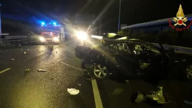 Auto contro il guardrail sul GRA