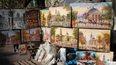 Riceve quadri per 100 mila euro