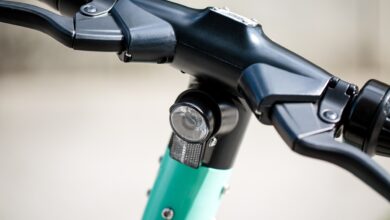 Investito da auto pirata