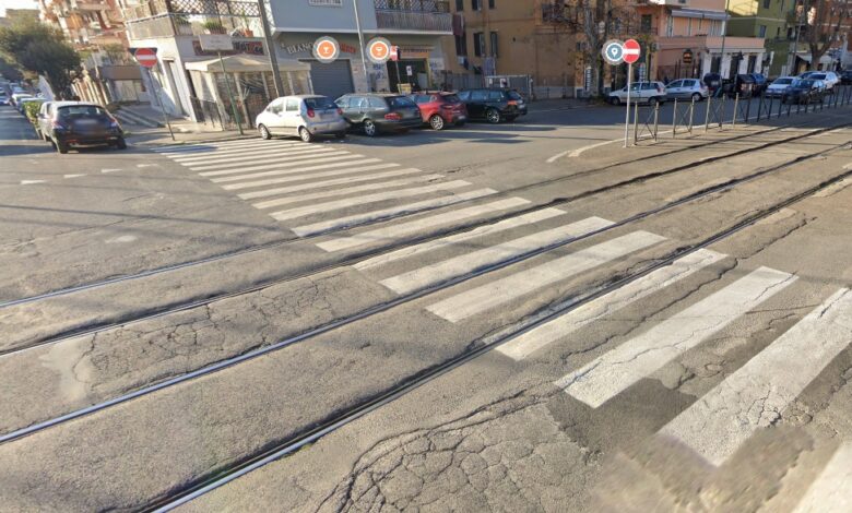 Via Filippo Parlatore 49 da google street view