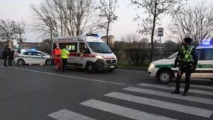 A Pavia donna investita sulle strisce pedonali 