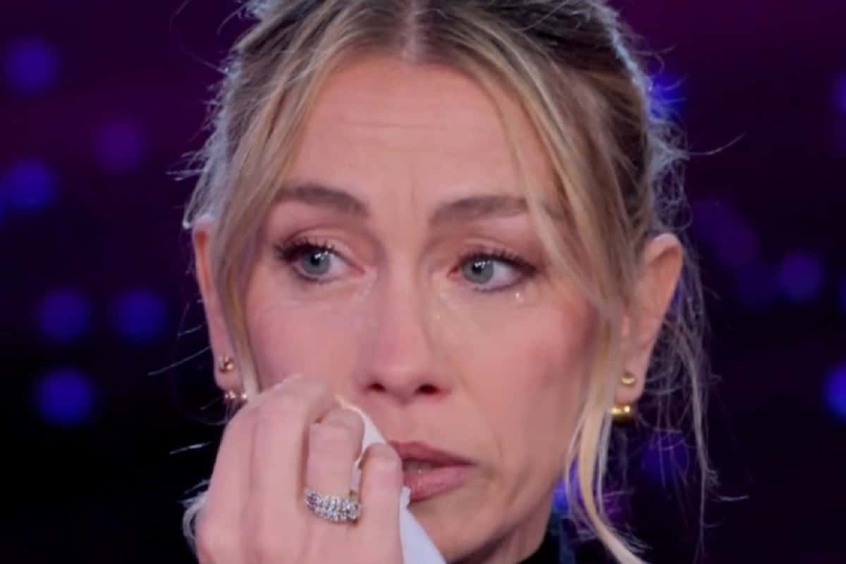 eleonora abbagnato in lacrime a verissimo