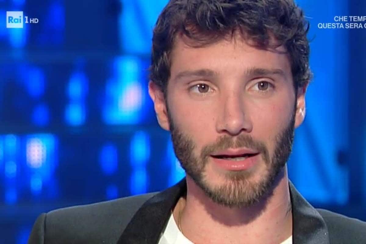 stefano de martino a domenica in