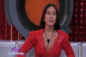 jessica morlacchi con abito rosso